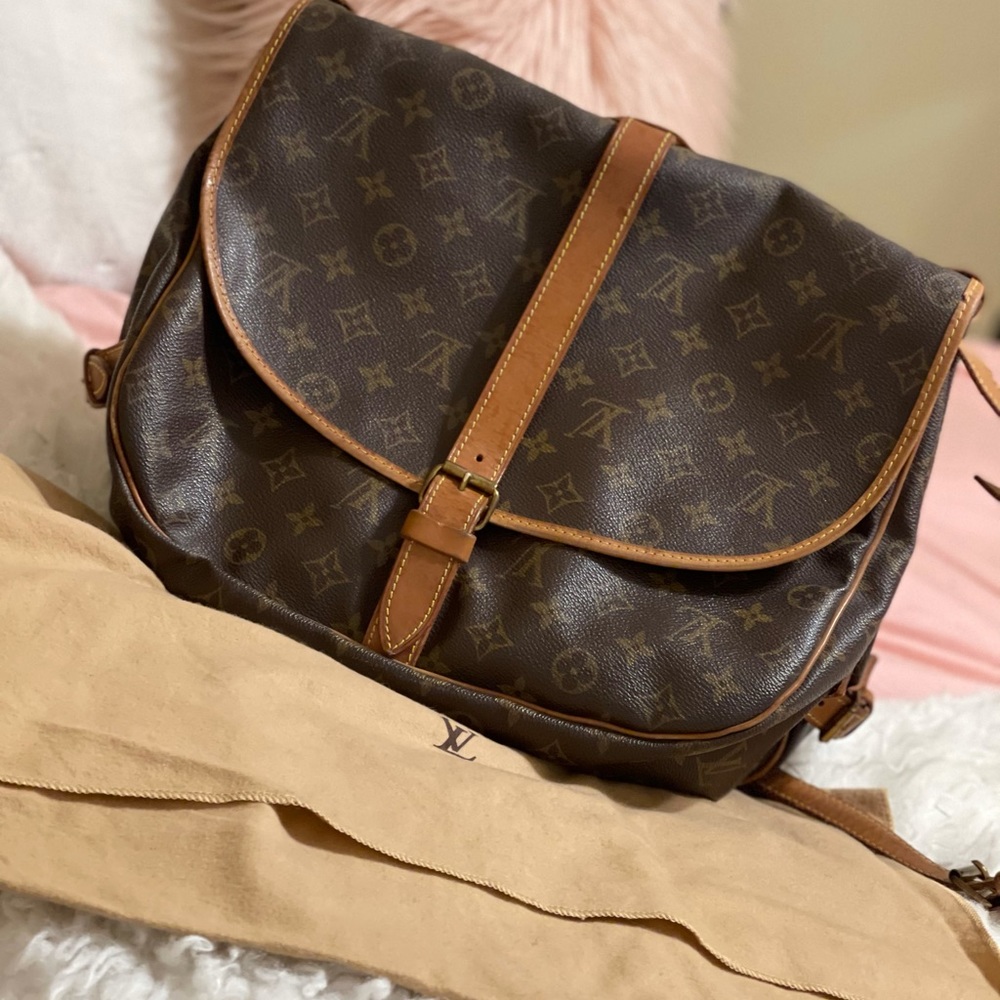 Louis Vuitton Monogram Saumur 35 Bag